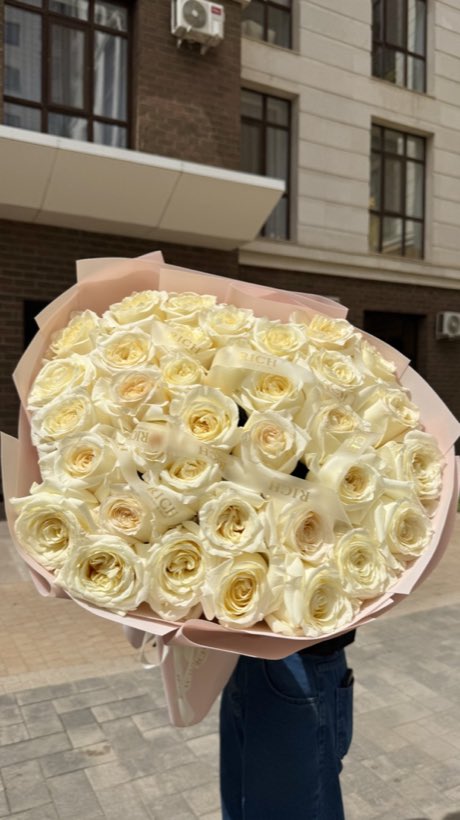 35 сортовых роз — Rich Flowers, Астана
