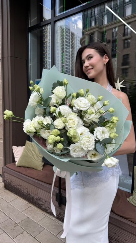 Букет «Белый шёлк» — Rich Flowers, Астана