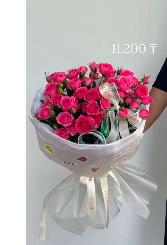 Кустовые розы «Фуксия» — Rich Flowers, Астана