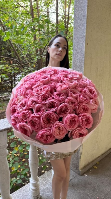 Сортовая роза, монобукет — Rich Flowers, Астана