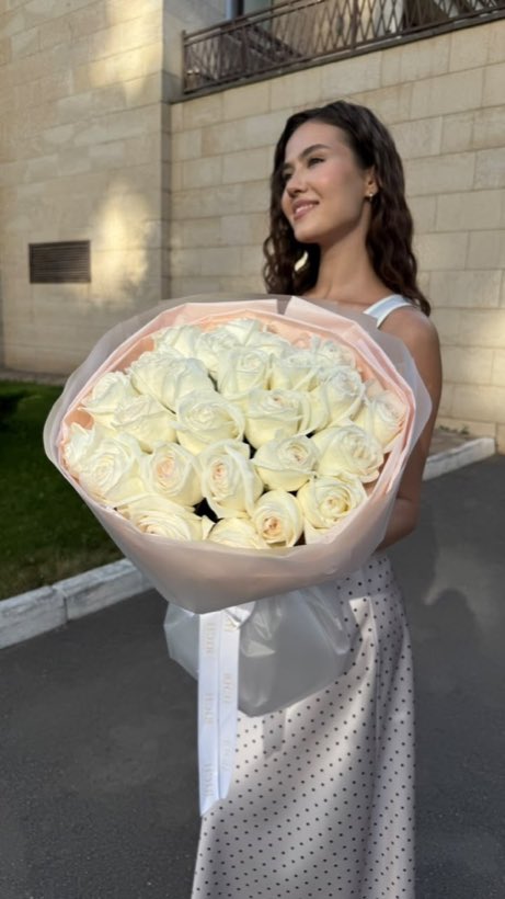 Сортовые розы — Rich Flowers, Астана