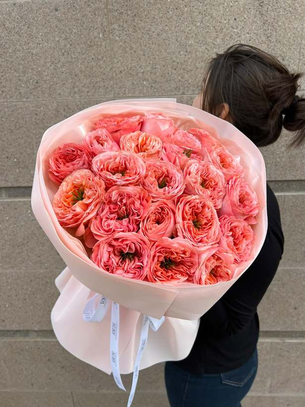 Пионовидные розы «Коралл» — Rich Flowers, Астана