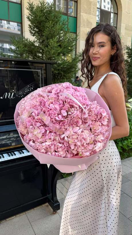Пионовидные розы «Мисти» — Rich Flowers, Астана